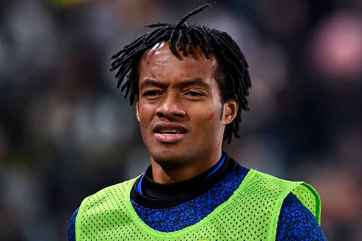 Tifosi della Juve attaccati per i fischi a Cuadrado