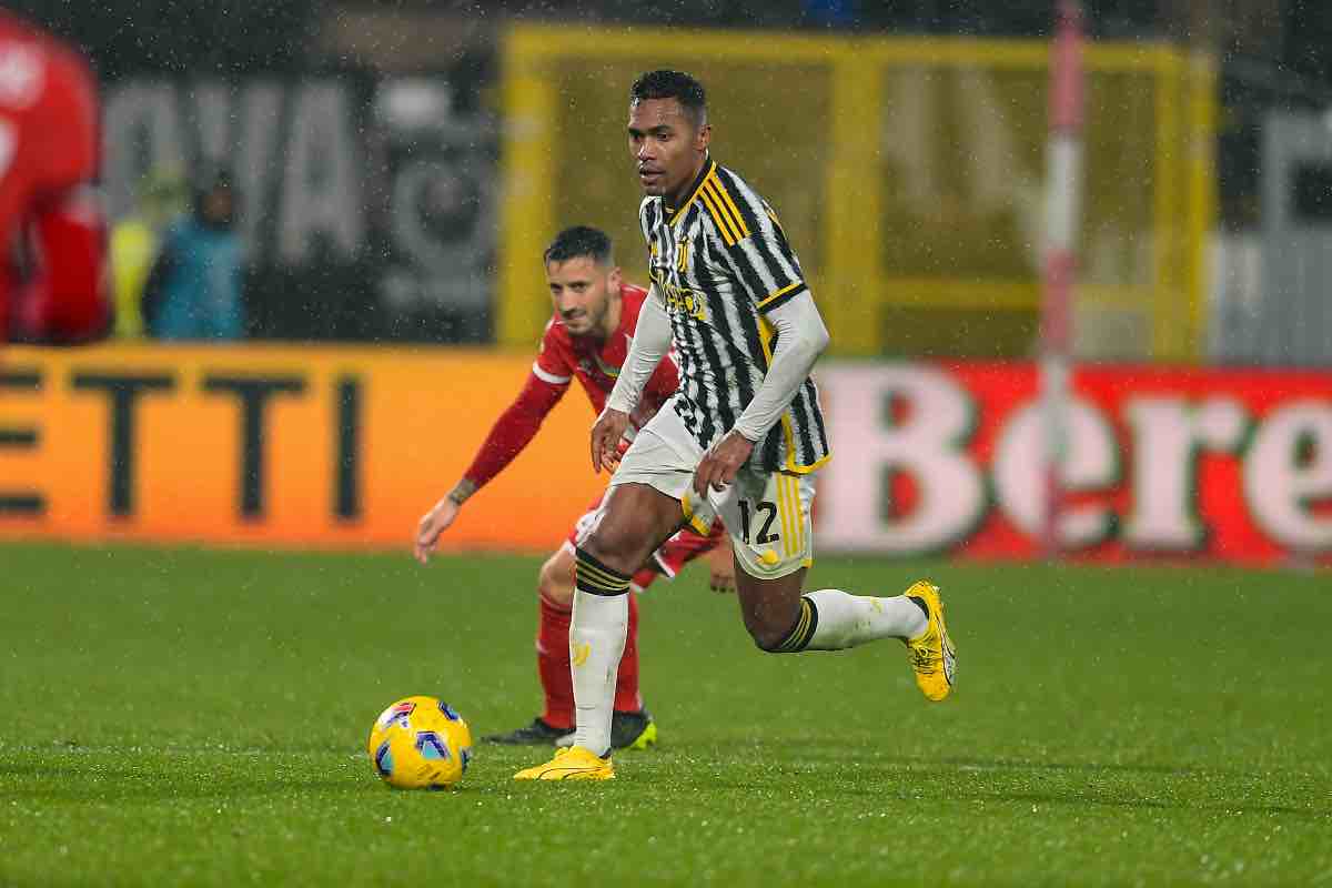 Locatelli e Alex Sandro preoccupano Allegri 