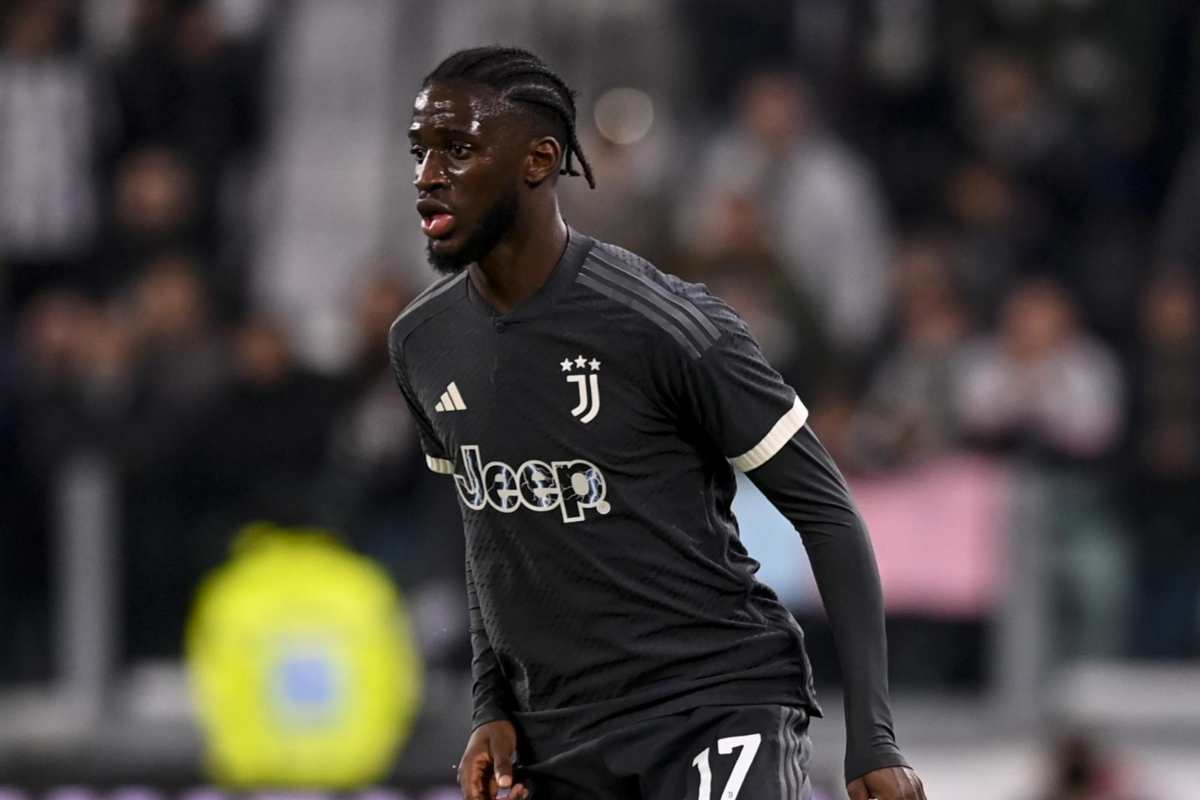 Juventus Iling-Junior addio Tottenham Fulham