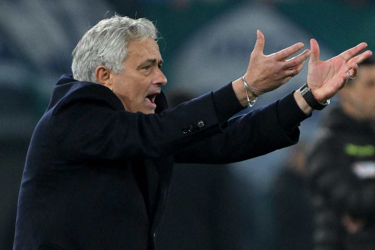 José Mourinho, Mendes lo propone a De Laurentiis
