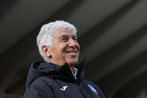 Gasperini sorridente in primo piano
