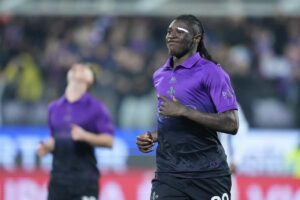 Kean con la maglia della Fiorentina