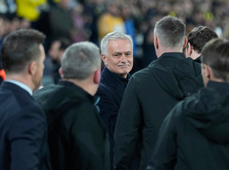 Mourinho tra le persone