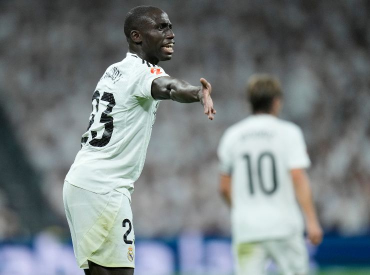 Mendy durante una partita