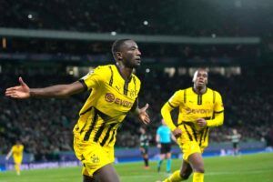 Guirassy esulta dopo un gol